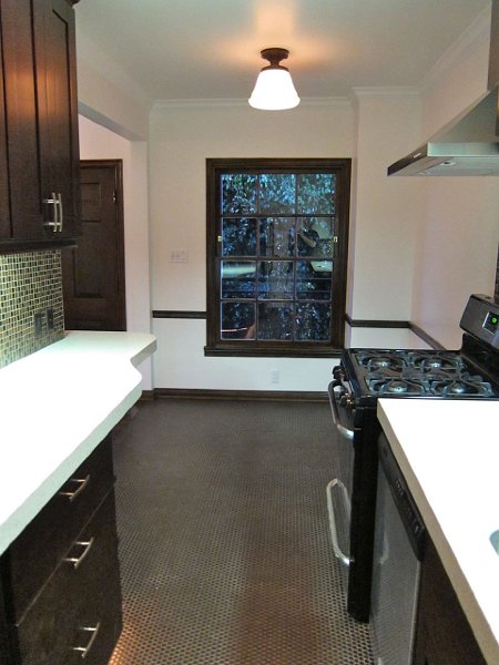 Kitchen and breakfast nook